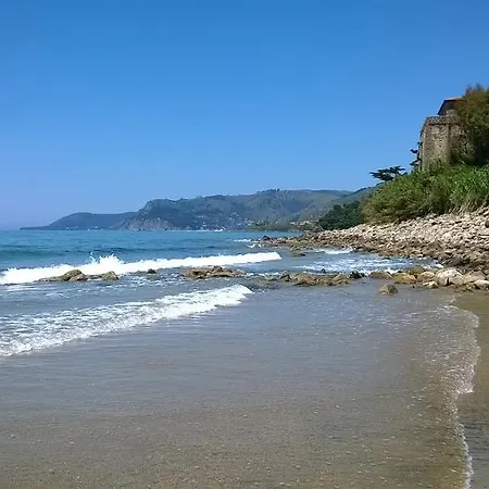 Hébergement de vacances Tana Delle Sirene Cilento Coast Sea Pollica
